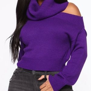 Off the shoulder turtle neck crop sweater